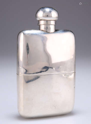 A GEORGE V SILVER HIP FLASK AND CUP