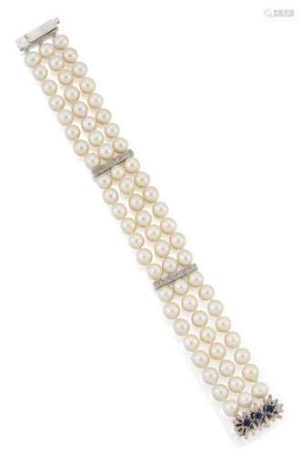 A CULTURED PEARL AND SAPPHIRE BRACELET