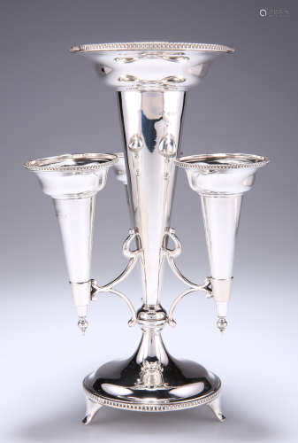 A GEORGE V SILVER EPERGNE