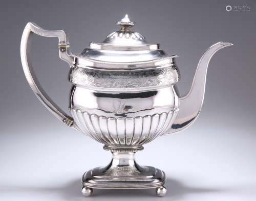 A GEORGE III PROVINCIAL SILVER COFFEE POT