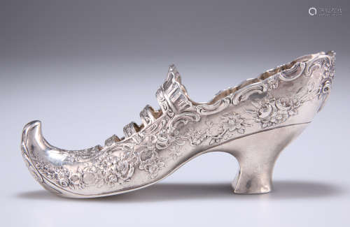 A HANAU SILVER NOVELTY MODEL OF A SHOE