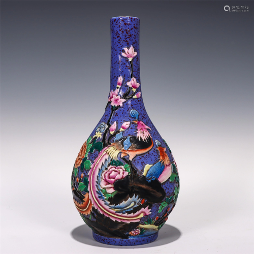 A CHINESE BLUE GLAZED FAMILLE ROSE PORCELAIN VASE