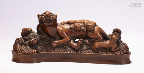 A CHINESE BOXWOOD BEAST DECORATION