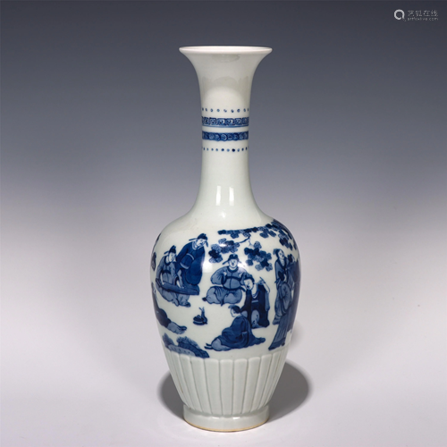 A CHINESE BLUE AND WHITE PORCELAIN VIEWS VASE