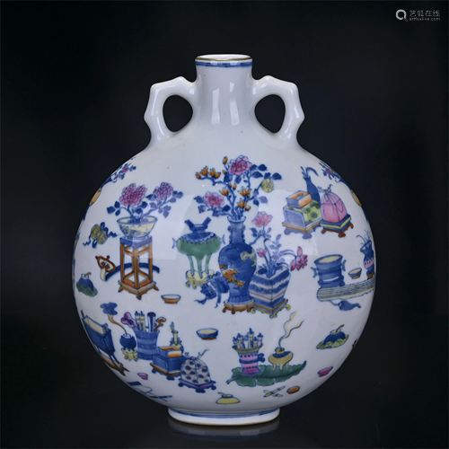 A CHINESE FAMILLE ROSE PORCELAIN FLASK MOON VASE