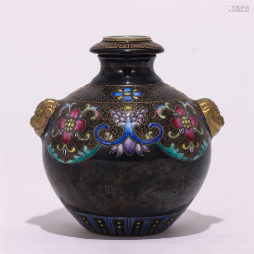 A CHINESE BLACK BASE ENAMEL FLOWER GOLD PAINTED