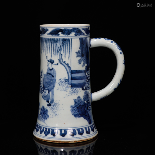 A CHINESE BLUE AND WHITE PORCELAIN CUP