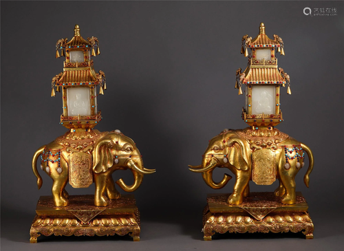 A PAIR OF CHINESE GILT BRONZE INLAID JADE ELEPHANT