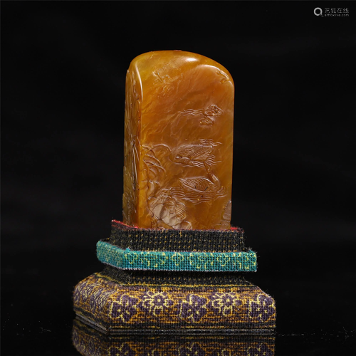 A CHINESE SOAPSTONE SEAL