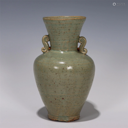 A CHINESE YUE TYPE GLAZED PORCELAIN VASE