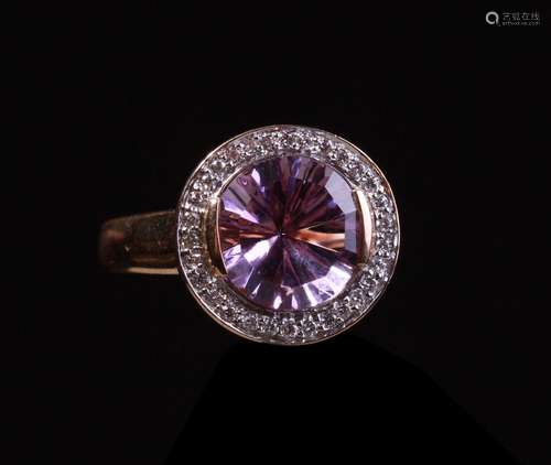 Amethyst-/Brillantring.