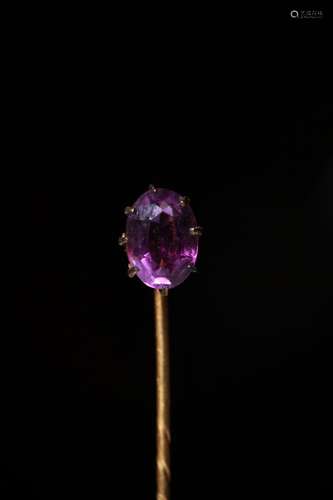 Amethyst-Reversnadel.