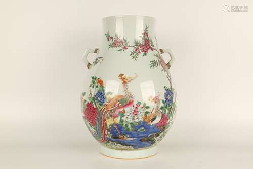 Qing Emperor Yongzheng Period Mark, Famille Rose Glaze Flowe...