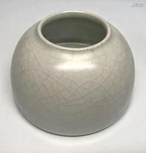 Ru Klin, Moon White Glaze Porcelain Jar