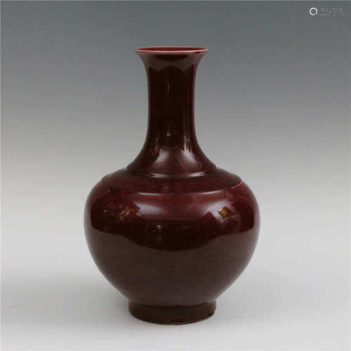 Sacrificial Red Glazed Vase  ,Qing Dynasty