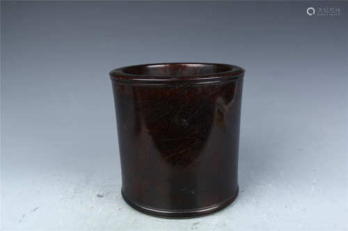 Red Sandalwood Brush Pot