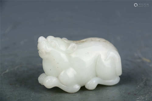 Pi Xiu Shaped Hetian Jade Ornament