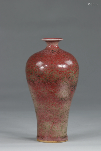 China Mei-Ping monochrome vase: Peach Blossom Qing