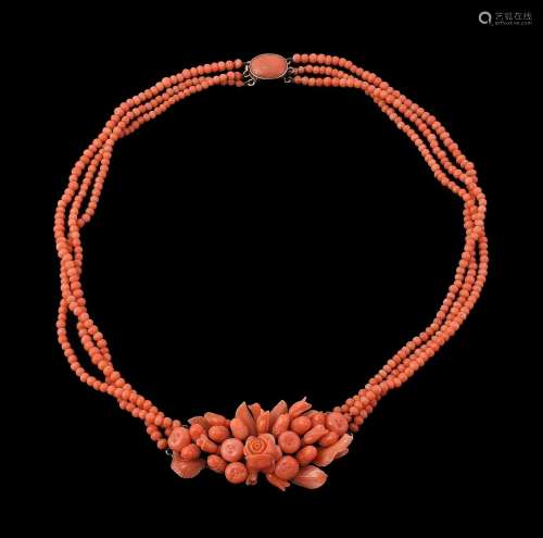 Y A 19th century and later coral necklace