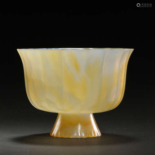 CHINESE TANG DYNASTY AGATE CUP