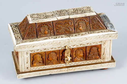 Small casket in Embriachi manner
