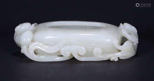 HETIAN JADE BRUSH WASHER CARVED WITH BEAST