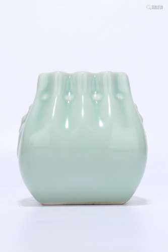 chinese celadon glazed porcelain vase