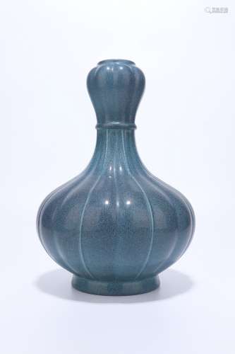 chinese blue glazed porcelain garlic-head vase