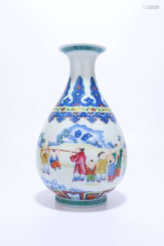 chinese blue and white doucai porcelain pear shaped vase