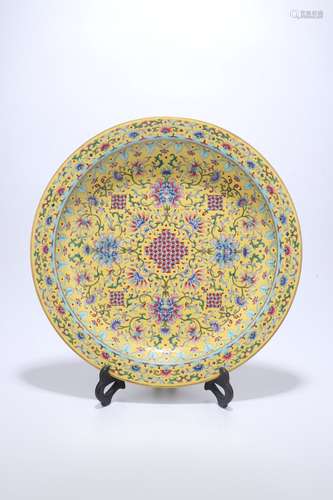 chinese yellow-ground famille rose porcelain dish