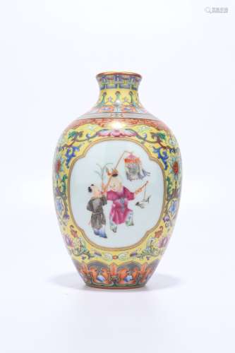 chinese famille rose porcelain vase with framed design