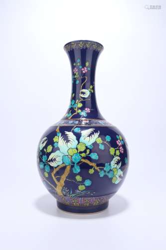 chinese famille rose porcelain vase