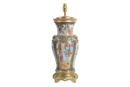 A 19TH CENTURY CHINESE FAMILLE ROSE PORCELAIN LAMP BASE