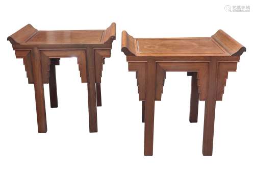 A PAIR OF MAHOGANY CHINESE STYLE OCCASIONAL TABLES
