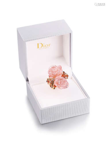 Dior设计 粉晶山茶花配钻石戒指