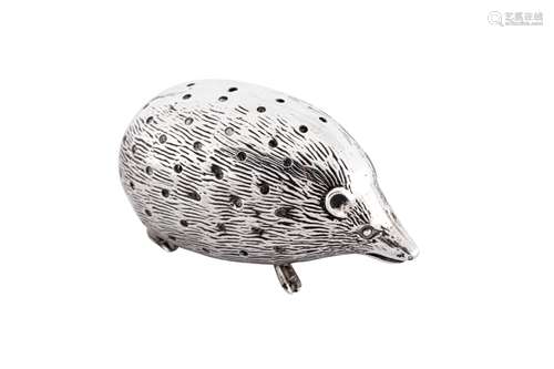 An Edwardian sterling silver novelty pin cushion, Birmingham...