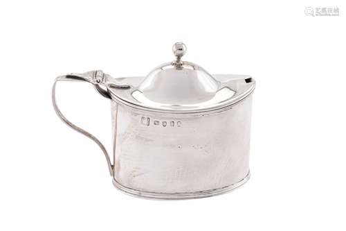 A George III sterling silver mustard pot, London 1804 by Rob...