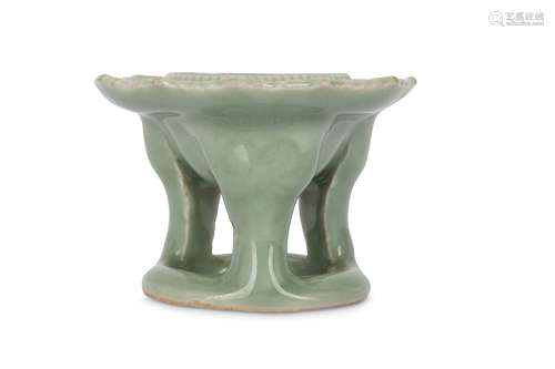 A CHINESE CELADON-GLAZED 'BLOSSOM' STAND.