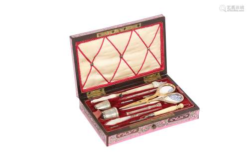 A FRENCH BOULLE SEWING NECESSAIRE CASE, 19TH CENTURY