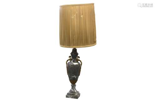 A REGENCY STYLE GREY MARBLE TABLE LAMP, MID 20TH CENTURY