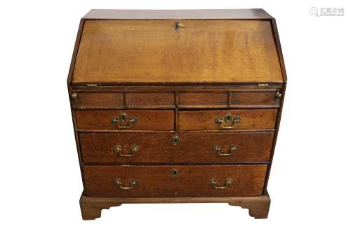 AN OAK BUREAU, 18TH CENTURY