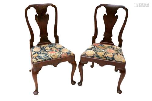 A PAIR OF GEORGE I FIGURED WALNUT DINING CHAIRS, EARLY 18TH ...