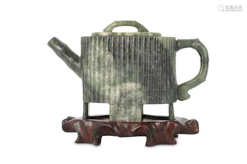 A CHINESE JADE TEAPOT AND COVER.