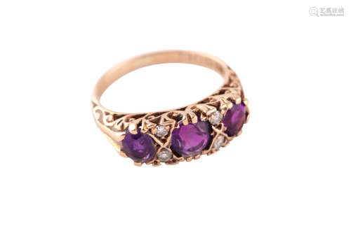 AN ANTIQUE AMETHYST AND DIAMOND RING