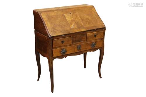 A PROVINCIAL FRENCH WALNUT BUREAU, 19TH CENTURY