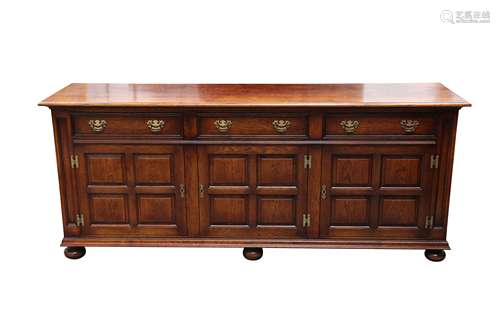 A LARGE OAK DRESSER BASE, LATE 20TH CENTURY,