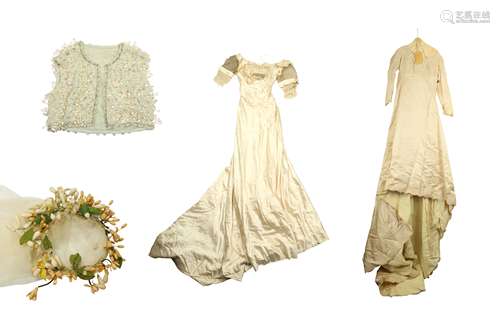 A COLLECTION OF VINTAGE DRESSES