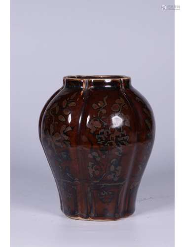 A BROWN-GLAZED ‘FLOWER’ JAR