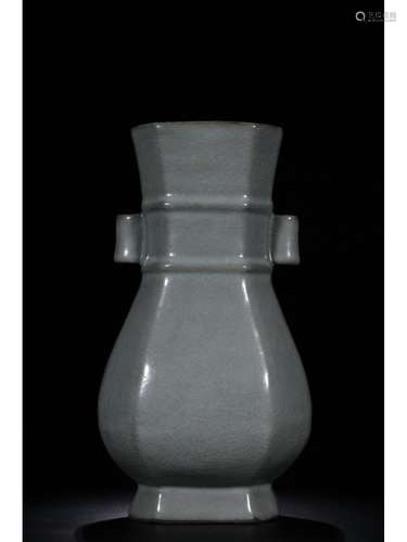 A LONGQUAN YAO VASE