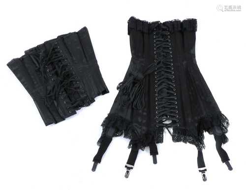 A COUTURE VICTORIAN-STYLE OVERBUST CORSET,